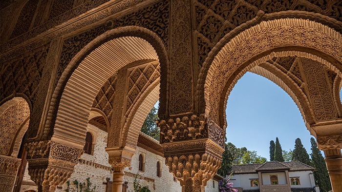 Geometry of architecture represented in Alhambra Palace